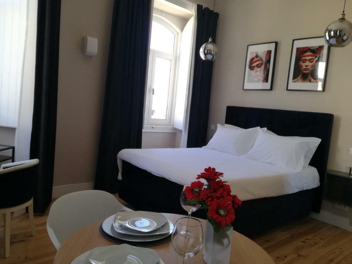 Temple Suites Guesthouse Portimao Exterior photo